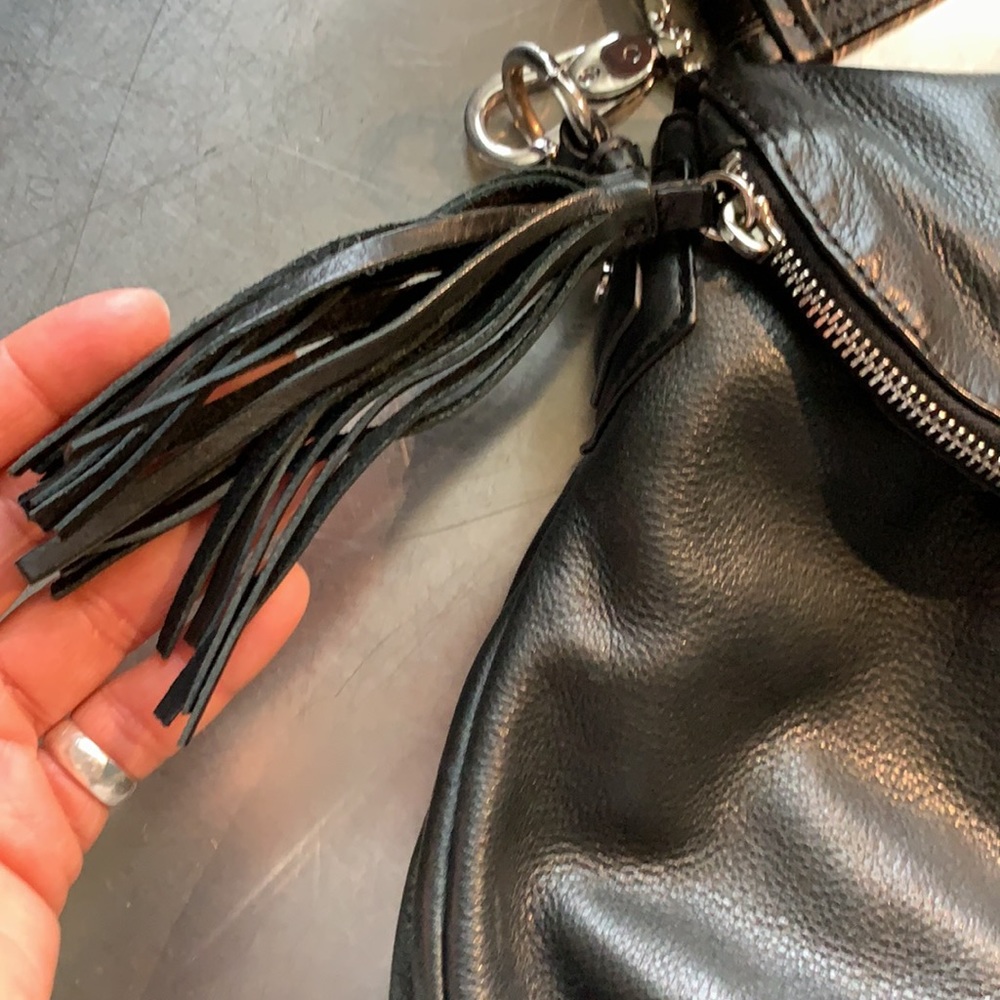 margot LEATHER HOBO - Picture 3 of 15